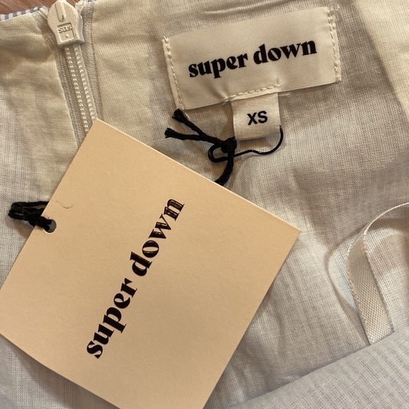 NWT Superdown Danika Stripe Tie Waist Shorts sz XS - Picture 3 of 12